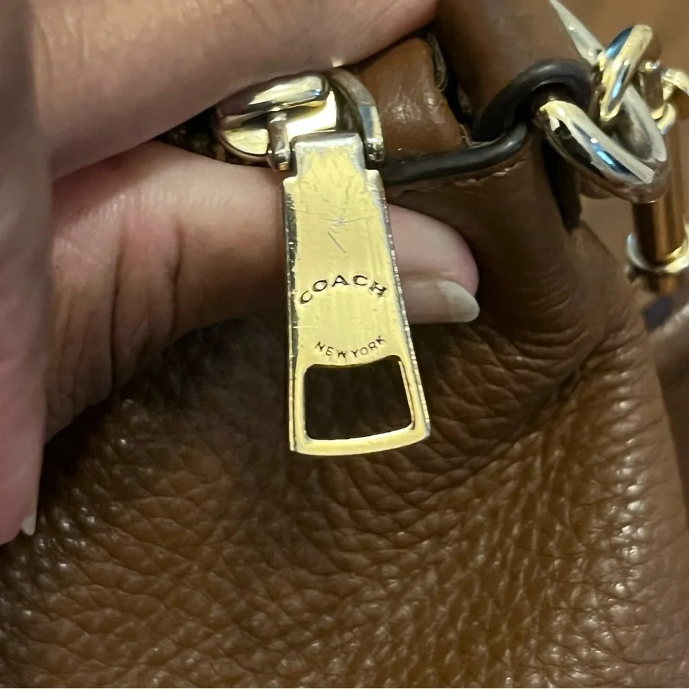 EUC Coach Small Kelsey Satchel (F28993) in Brown Pebbled Leather
